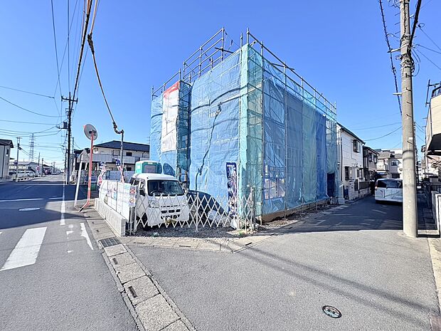 大容量のファミリークロークはご家族が共有して使える機能的な空間です。(令和8年1月 撮影)