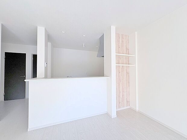 明るい印象のダイニング。食事の時間がもっと楽しくなりそうです。