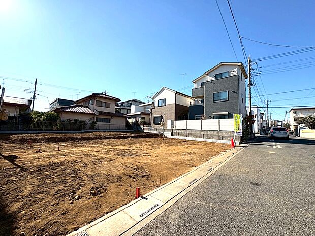 周辺施設充実の住環境です。(令和7年11月下旬 撮影)