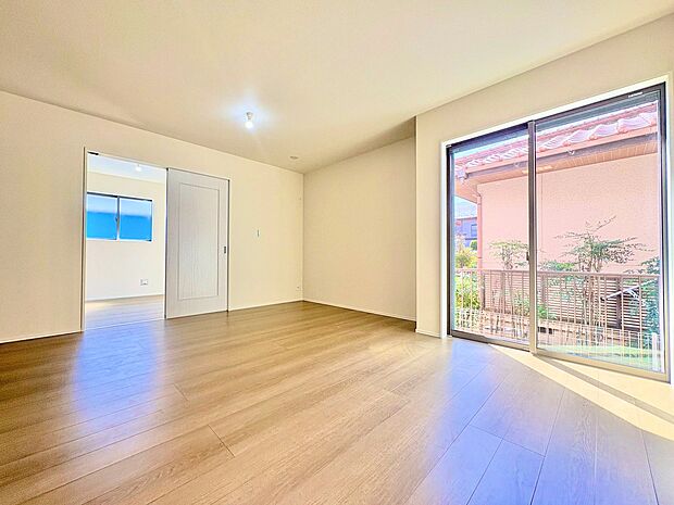 回遊性を設け、家事動線にも配慮した間取りです。