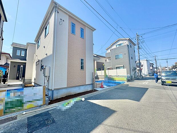 5.7m公道に面したカースペースです。(令和8年3月 撮影)