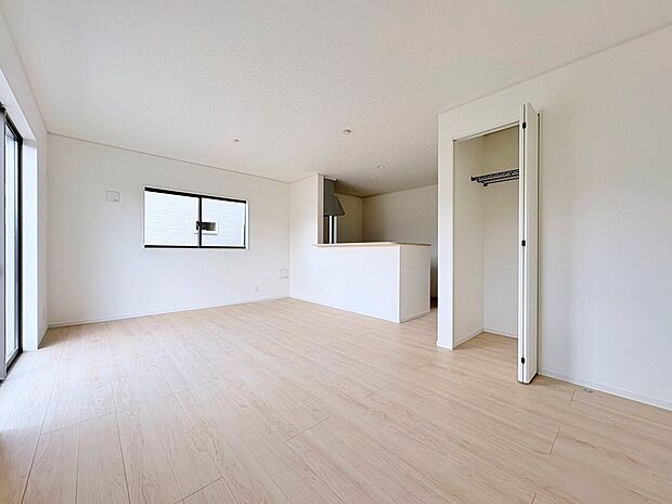 17.5帖のLDKは会話が弾む対面式キッチンを採用しています。