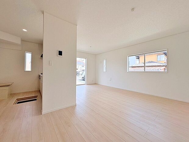 ご家族が自然と集まる空間を設計から実現しました。