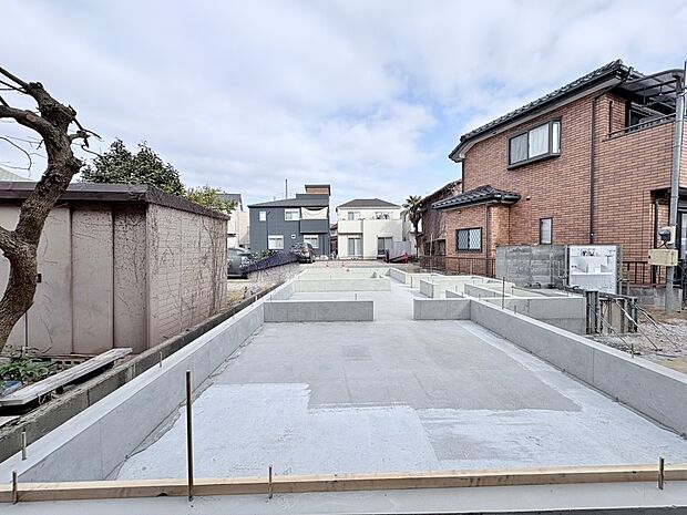 建物の居住性に拘った邸宅は「安らぎ」と「快適」を実現。(令和8年1月 撮影)