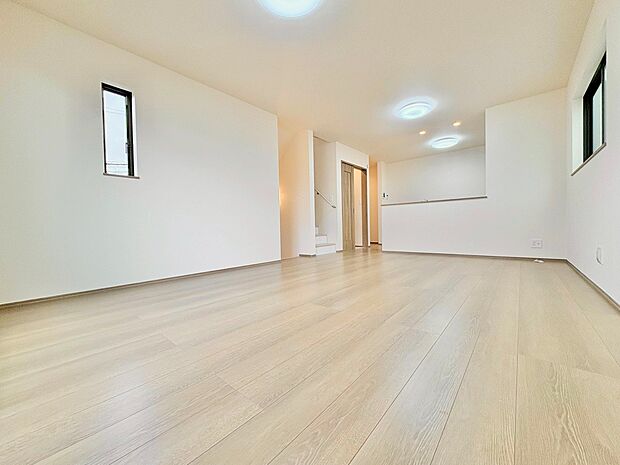 リビングを2階にすることで、通風・採光にも優れ、心地よい光と風があふれています。