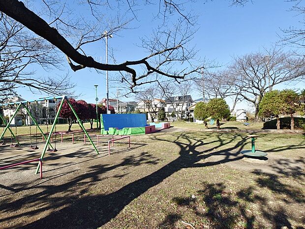 戸塚中谷公園まで約500m
