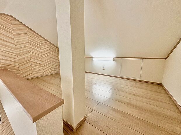 あまり使わないモノや季節の行事品などの収納にもおすすめ。