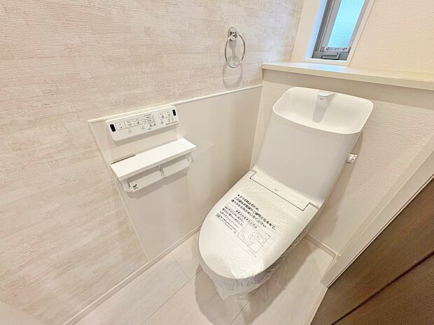 洗浄便座はいつでも快適に、清潔にご使用いただけます。