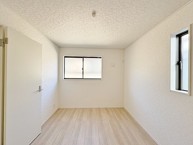 ゆったりとした休息と癒しを提供してくれる空間があります。