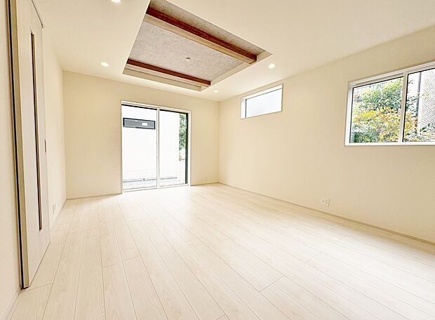 どこにいても空間全体を見渡せるおしゃれなLDKです。