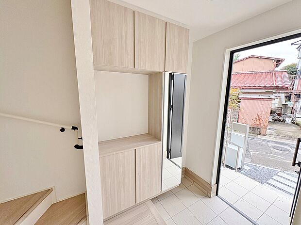 シンプルな清潔感の中にも少しのお洒落感が欲しいものです。