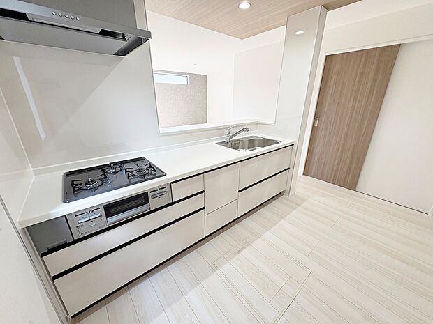 毎日使う場所だから、家の中心となるキッチンはとても大切です。