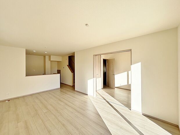 豊かな光と風を運んでくれるわが家自慢の場所。