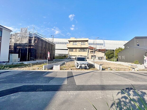 リビングスルー階段は家族同士の自然なコミュニケーションが増加します。(令和7年12月 撮影)