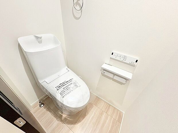 洗浄便座はいつでも快適に、清潔にご使用いただけます。