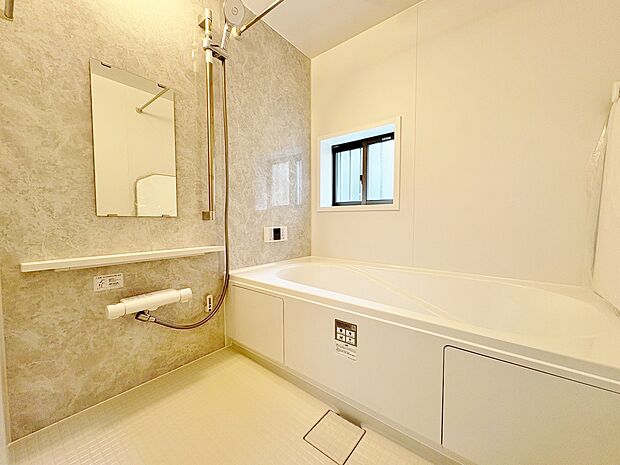 時間が経っても冷めづらい浴槽を採用することでエコで節約になります。