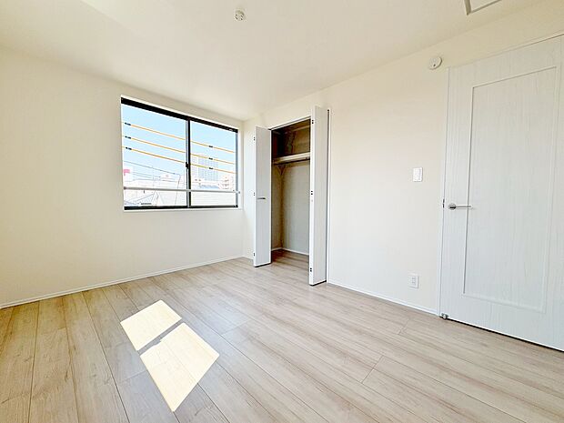 充実した生活は伸びやかな居室空間から始まります。