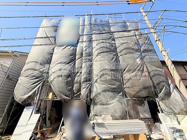 【B号棟】右が当物件。7帖の主寝室にはWICを備えました。(令和8年3月 撮影)