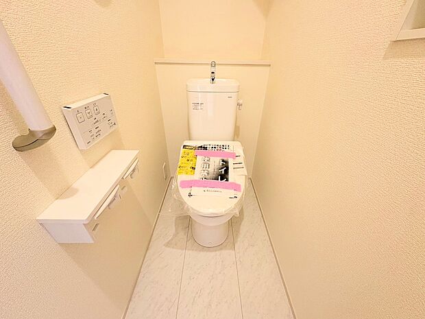 洗浄便座はいつでも快適に、清潔にご使用いただけます。