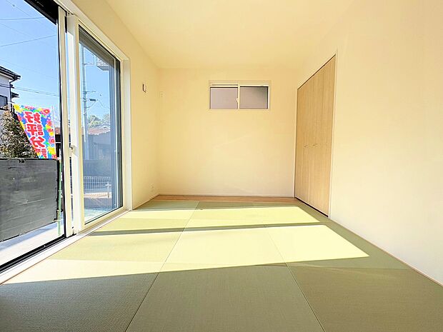 ゆったりと畳の上で過ごしたいものです。