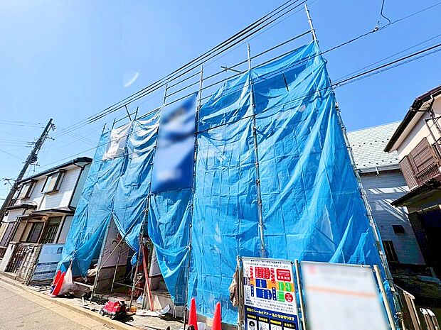 17帖のLDKは開放感を感じられる対面キッチンを採用しました。(令和8年3月 撮影)