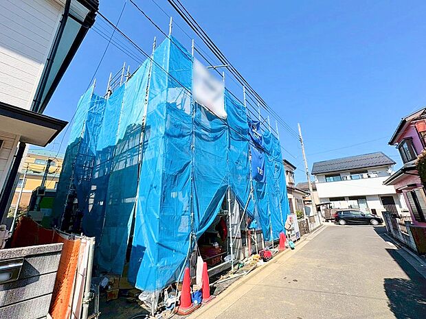 たっぷり収納可能なWICを2部屋に備えています。(令和8年3月 撮影)