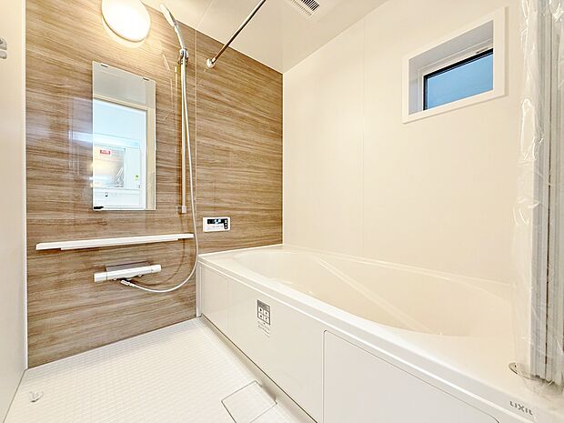 時間が経っても冷めづらい浴槽を採用することでエコで節約になります。