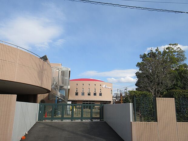 ひなぎく幼稚園まで約500ｍ