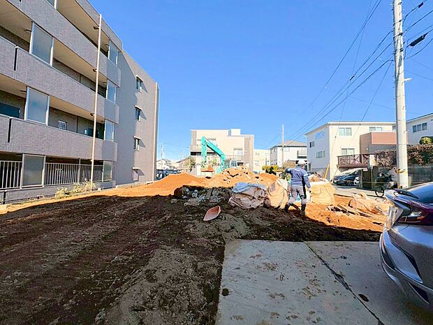 浦和区役所、市役所まで徒歩7分。（令和8年1月 撮影）