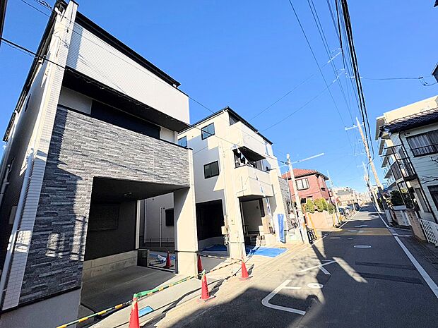 リビングを2階にすることで、通風・採光にも優れ、心地よい光と風があふれています。(令和7年12月 撮影)