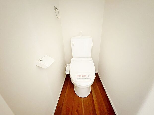 白を基調に飽きのこない空間は、質感豊かな仕上がりです。