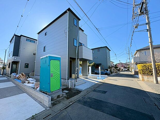 全居室6帖以上でゆったりとした設計です。駐車2台可能。(令和8年1月 撮影)