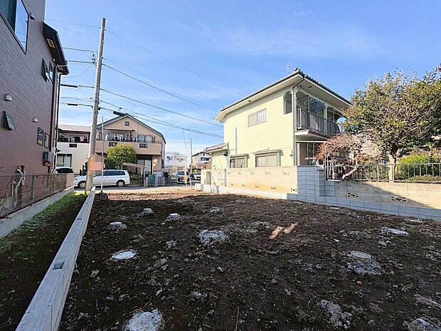 バルコニーに面した主寝室は8.7帖。WIC付きで収納充実。(令和8年3月 撮影)