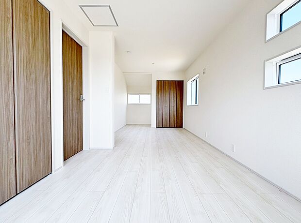 充実した生活は伸びやかな居室空間から始まります。