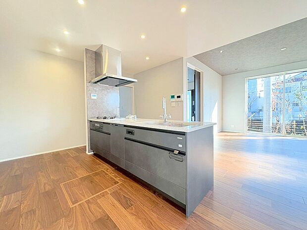 憧れのビルトイン食洗機で家事の時短をお手伝いします。