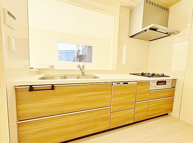 ビルトイン食洗機付きで毎日の家事の時短を叶えます。