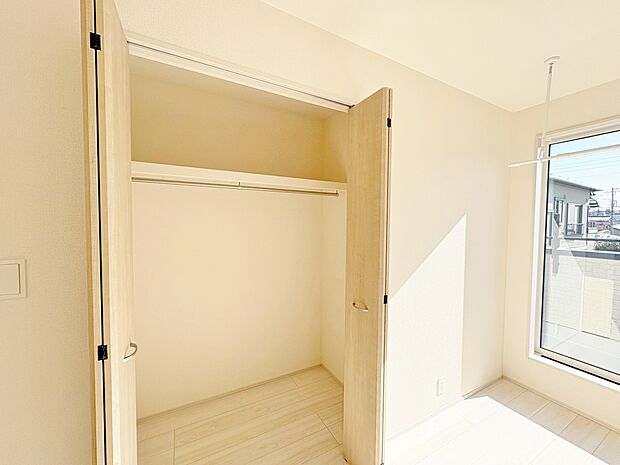 各お部屋にしっかりと収納スペースを設けてあります。