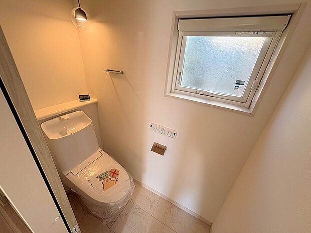 各階にトイレを完備しています。