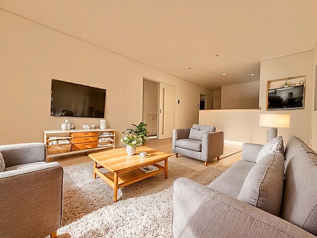 過ごす時間にゆとりを与えてくれるわが家自慢の場所。※現況の物件写真にCGによる画像処理がされています。