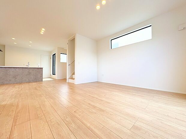 2階にリビングを配置することにより、プライバシーも守られた安心の空間。