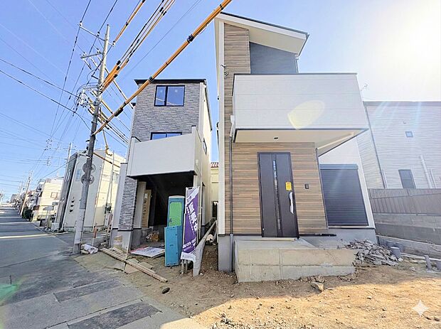 右のお住まい。大宮駅徒歩19分、さいたま新都心駅徒歩22分の立地。(令和8年1月 撮影)