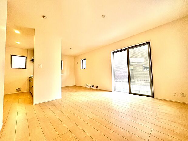 ご家族がくつろげる明るく広い空間が確保できました。