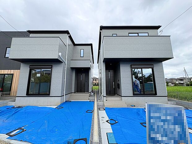 右が当物件。フレキシブルな間取りを採用した可変型のお住まいです。