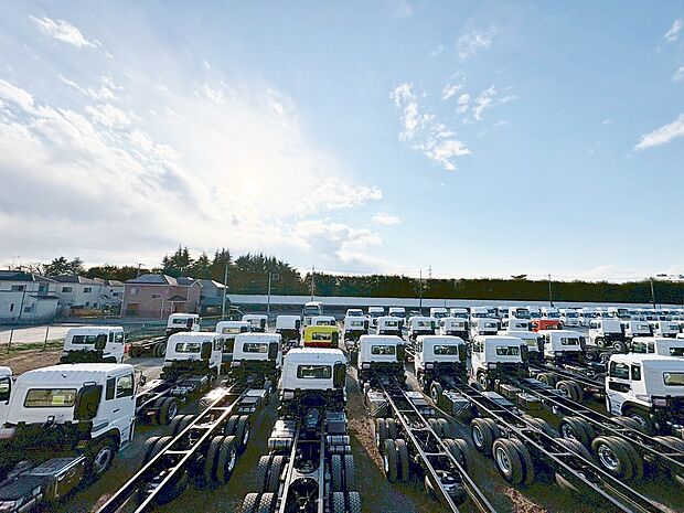 通風・採光にも優れ、心地よい光と風があふれています。