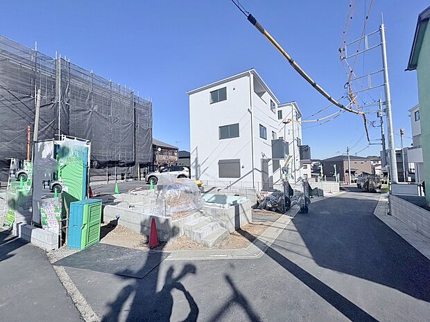 プライバシーに配慮した2階リビング設計。(令和8年2月 撮影)