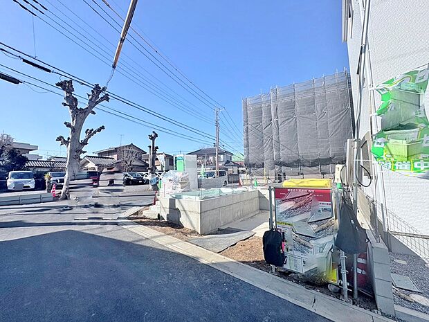 小・中学校まで徒歩7分でお子様の通学も安心です。(令和8年2月 撮影)