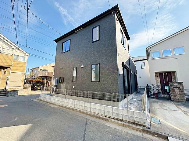 ワンランク上の装いで訪問された方を迎えます。