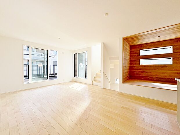 住む人の暮らしを心地よく彩り、愛着の深まるリビング空間へ。