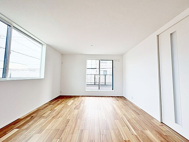 素敵なリビングでご家族の一家団欒を心ゆくまでお楽しみください。