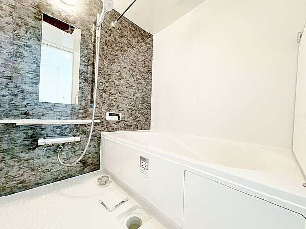 時間が経っても冷めづらい浴槽を採用することでエコで節約になります。